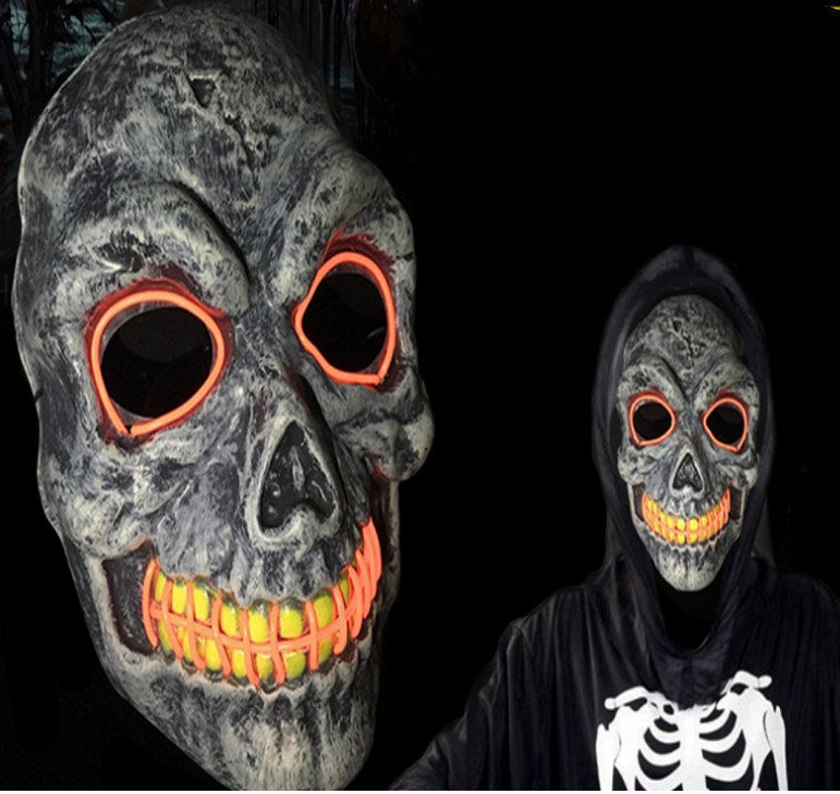 Fifth supplier view of the light-up skull Halloween mask